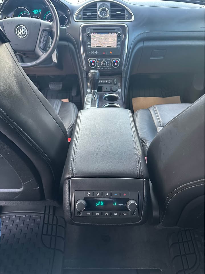 2016 Buick Enclave photo 5