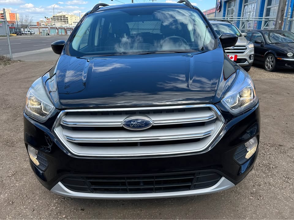 2018 Ford Escape photo 2