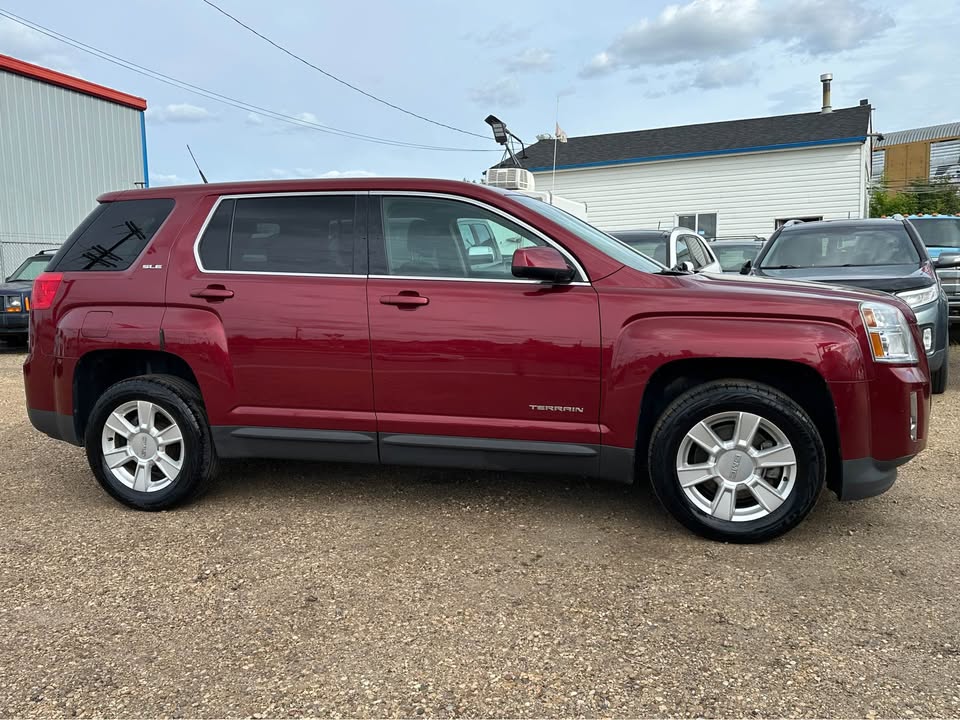 2012 GMC Terrain photo 3