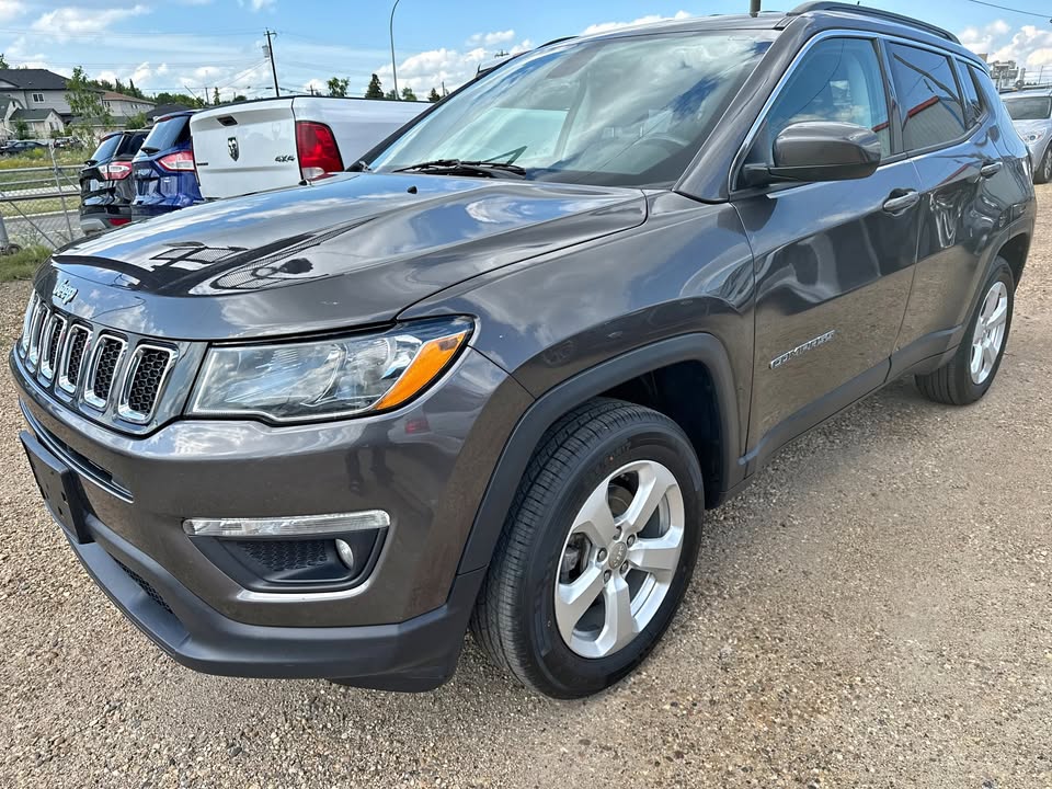 2018 Jeep Compass photo 2