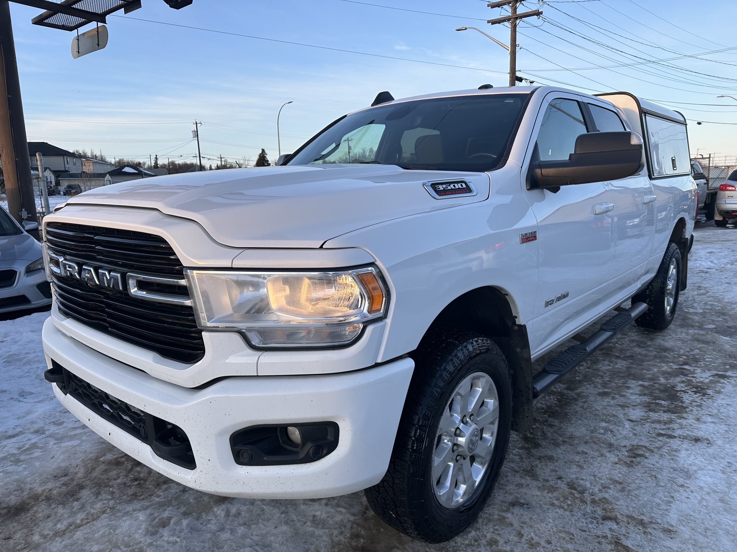 2021 Ram 3500 Big Horn Crew Cab Auto 4×4-6.4l v8 Hemi Gas Engine /380 DEGREES VIEWING CAMERA/ Run And Drive Excellent Guarantee No Engine Clicking Accident Free Must See To Appreciate